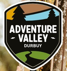 Logo Adventure Valley Durbuy avec arbres stylisés et chemin